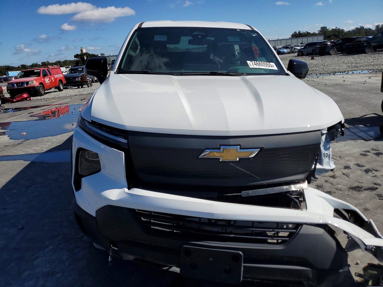 2024 Chevrolet All models VIN 1GC10VEL0RU201729 photo 5