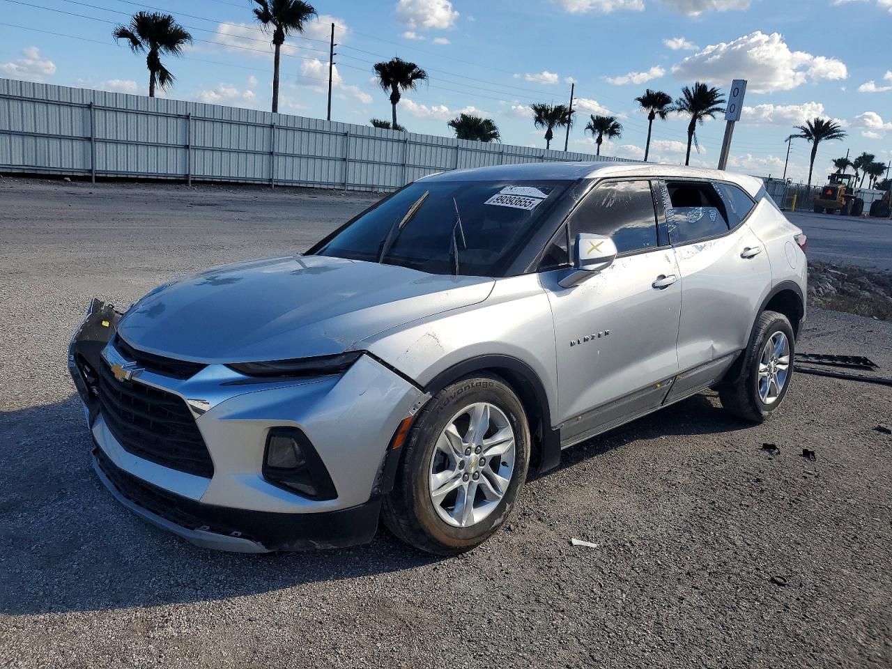 2021 Chevrolet Blazer VIN 3GNKBBRA8MS576113 photo 1
