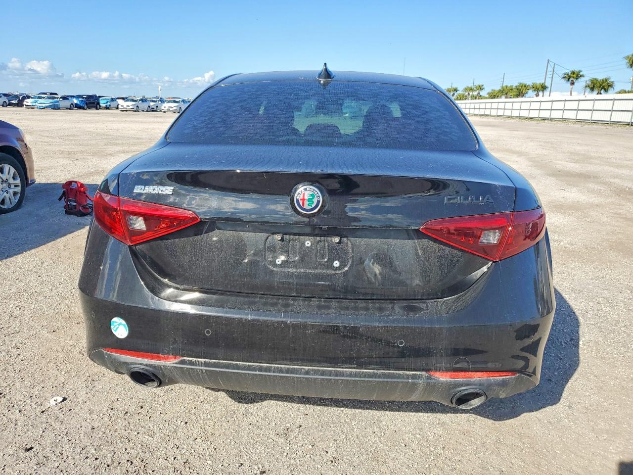 2019 Alfa Giulia VIN ZARFAMAN4K7622772 photo 6