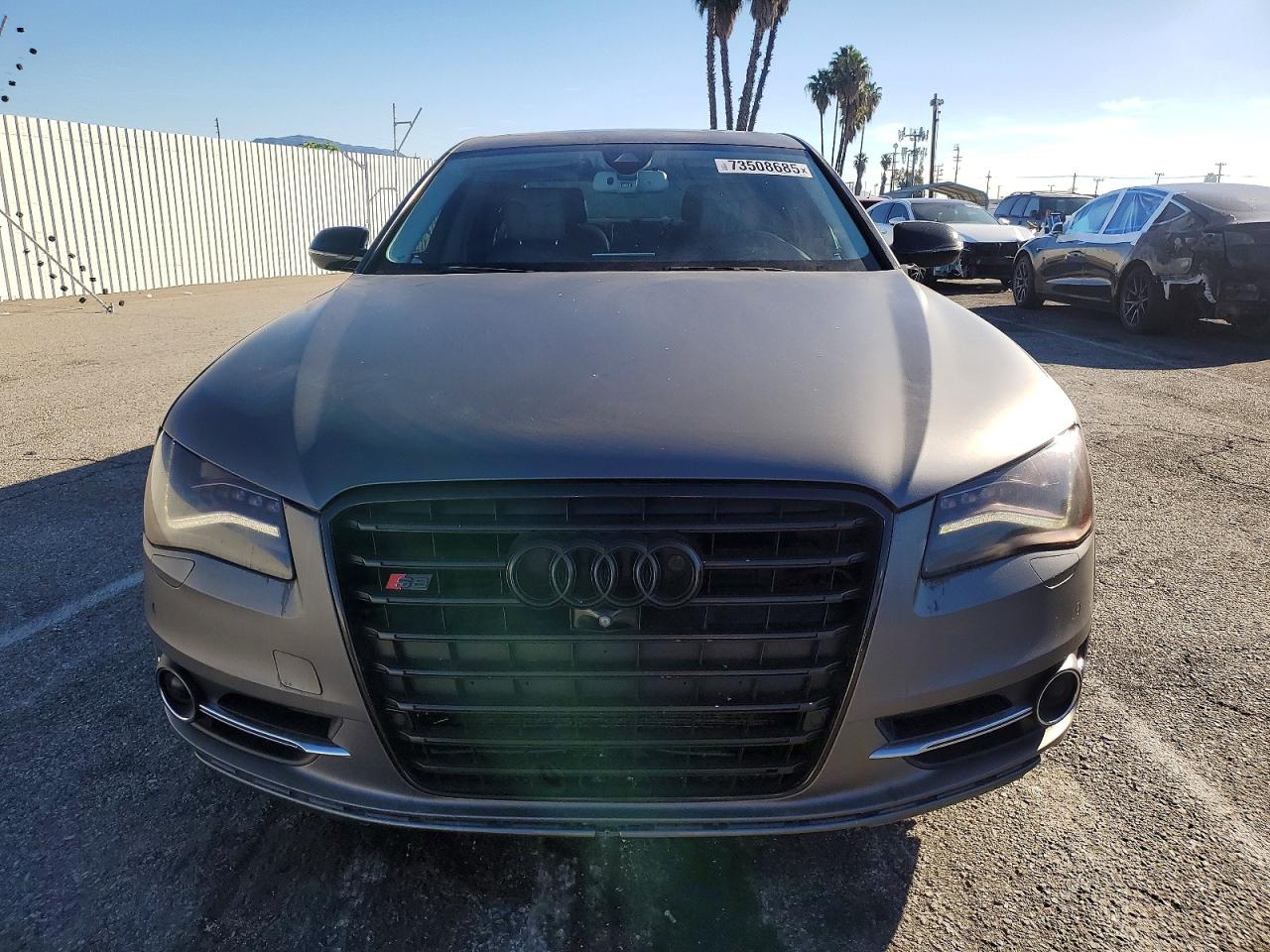 2013 Audi S8 VIN WAUD2AFD4DN007731 photo 5