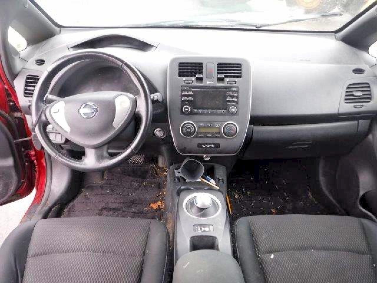 2013 Nissan Leaf VIN 1N4AZ0CP1DC414739 photo 8