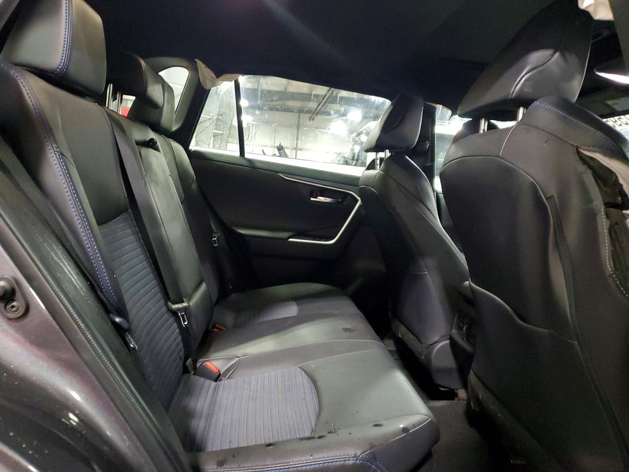 2022 Toyota Rav4 VIN 2T3E6RFV3NW030639 photo 11