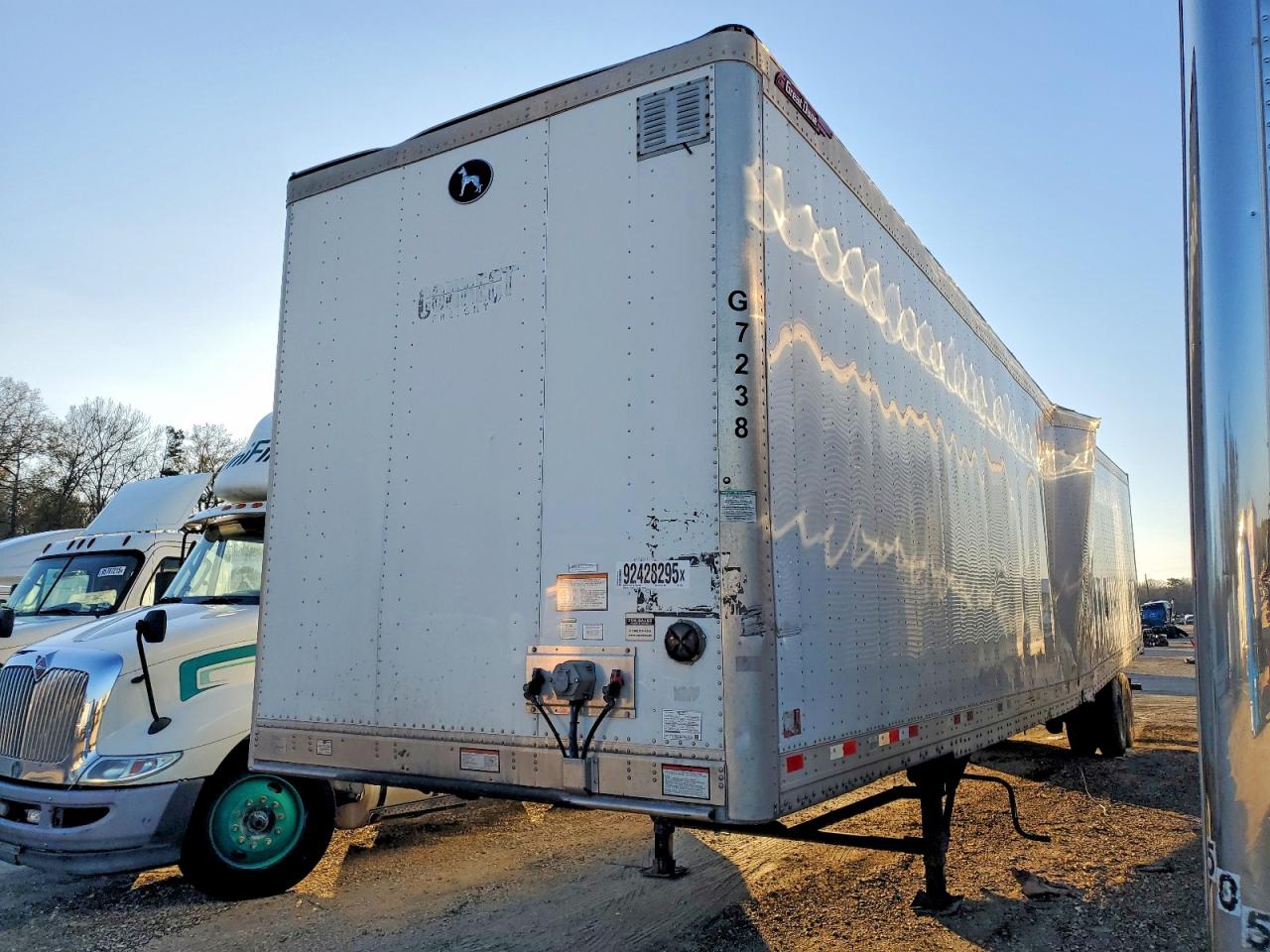 2022 GREAT Trailers VIN 1GR1A0621NK407238 photo 2