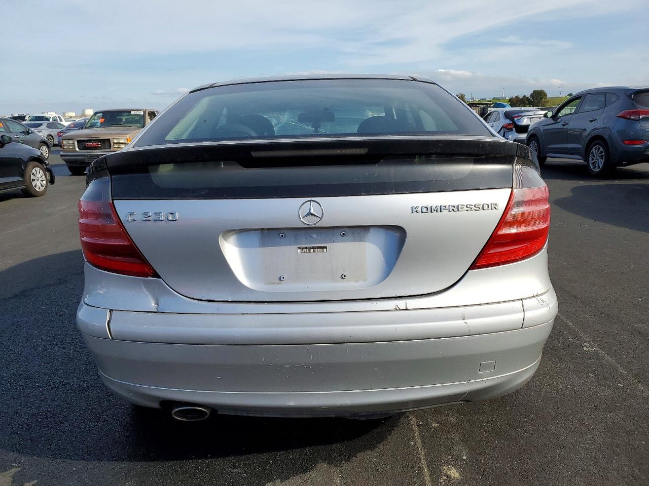 2002 Mercedes-Benz C class VIN WDBRN47JX2A356479 photo 6