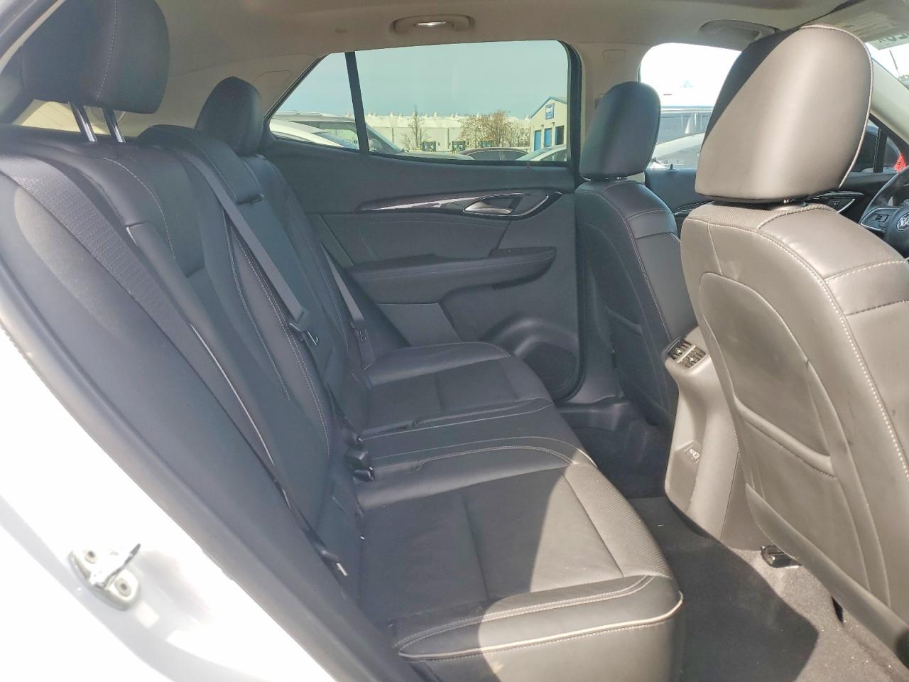 2021 Buick Envision VIN LRBFZPR49MD166769 photo 11