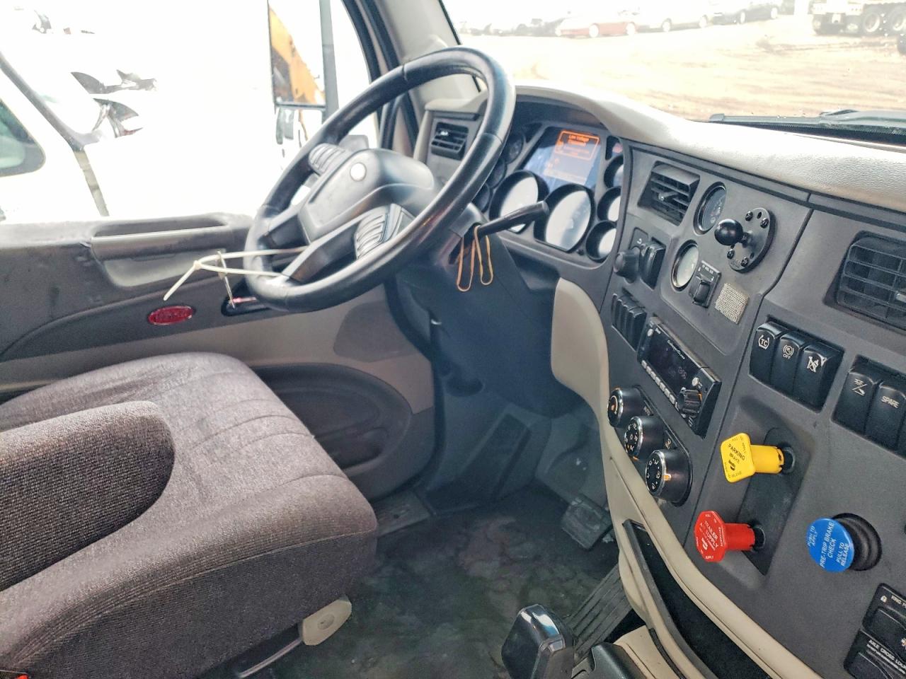 2018 PETERBILT All models VIN 1XPBAP8X2JD446515 photo 9