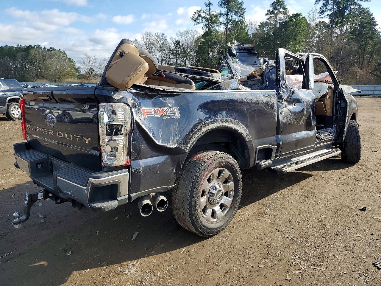 2023 Ford F250 VIN 1FT8W2BT2PEC80134 photo 3