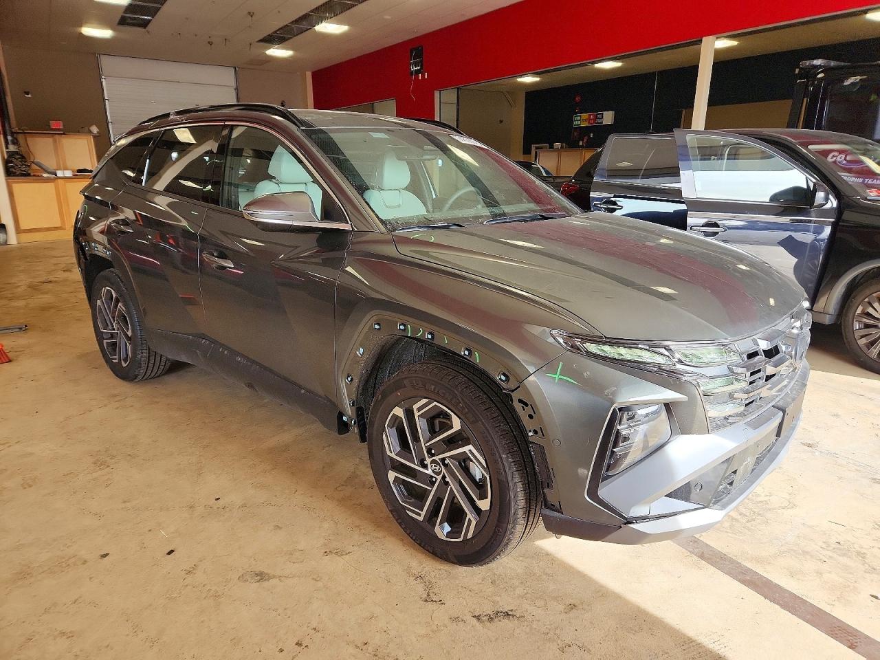 2026 Hyundai Tucson hyb VIN KM8JEDD17TU417642 photo 4