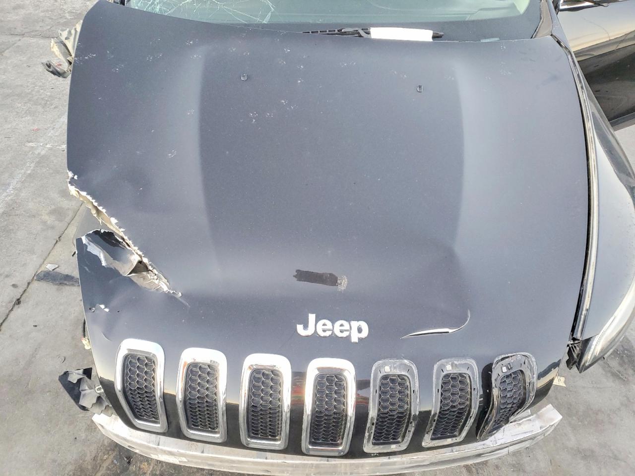 2016 Jeep Grand cher VIN 1C4PJLCS8GW206930 photo 11