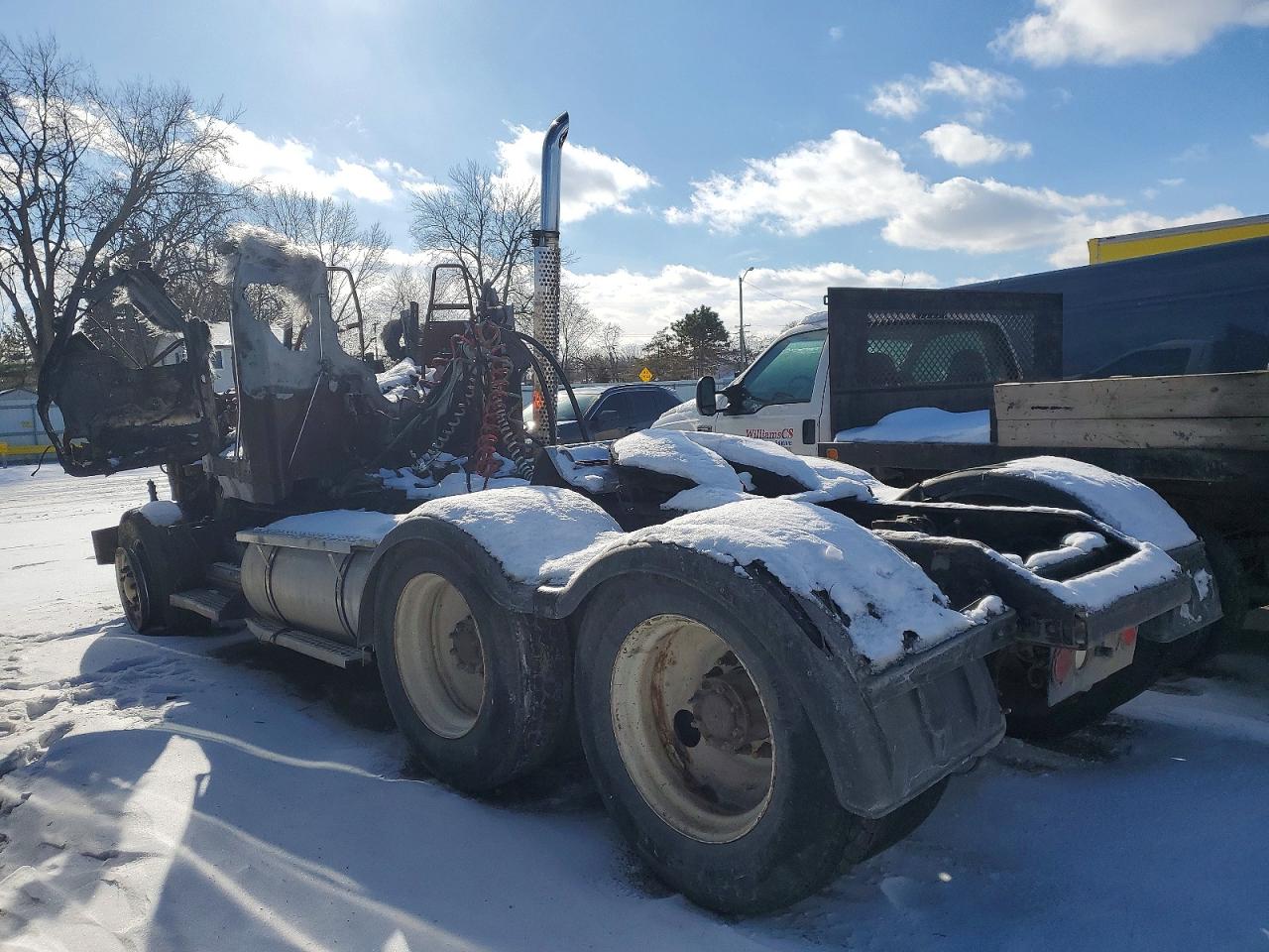 2008 KENWORTH All other VIN 1XKDDB0X48J934512 photo 3
