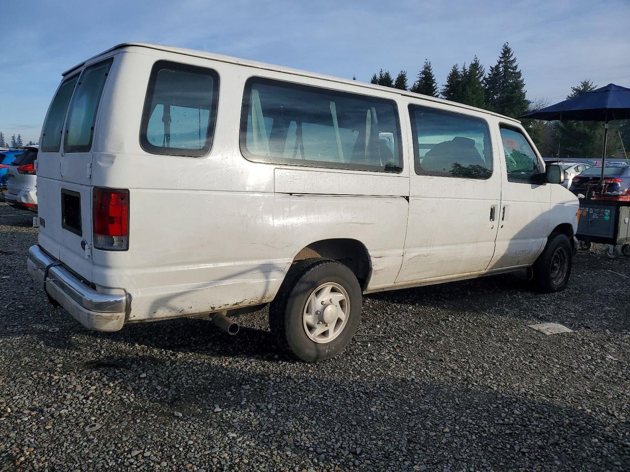 2002 Ford All models VIN 1FBSS31S32HA07361 photo 3