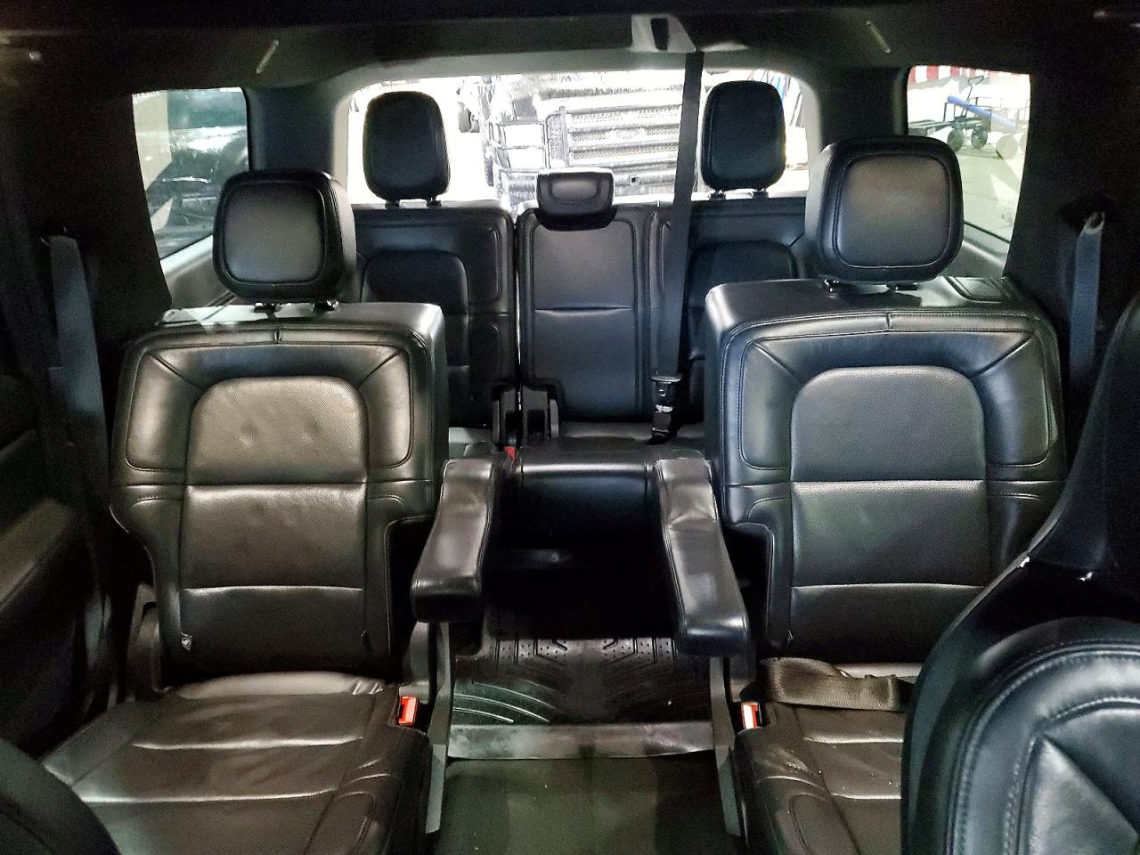 2023 Lincoln Navigator VIN 5LMJJ2LGXPEL13911 photo 8