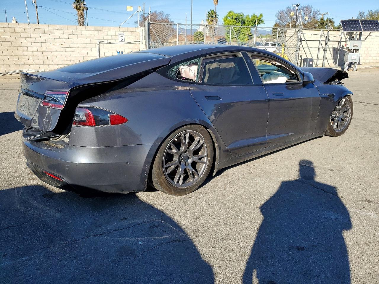 2021 Tesla Model s VIN 5YJSA1E6XMF444101 photo 3