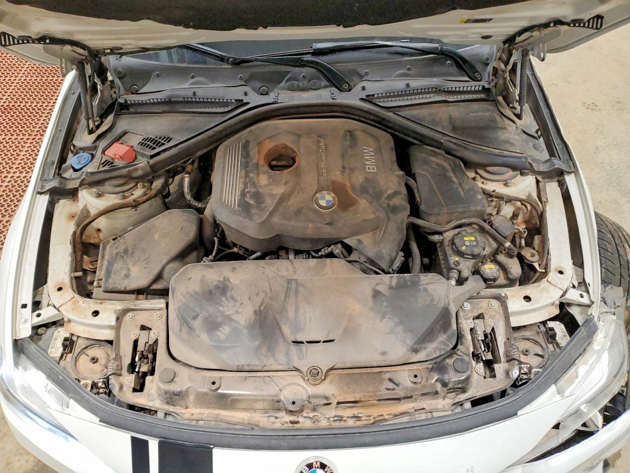 2017 BMW 3 series VIN WBA8D9C37HA005085 photo 11