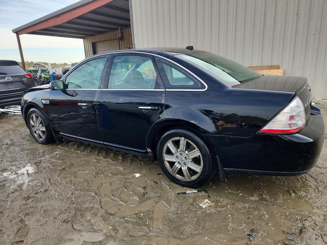 2008 Ford Taurus VIN 1FAHP25W08G173811 photo 2