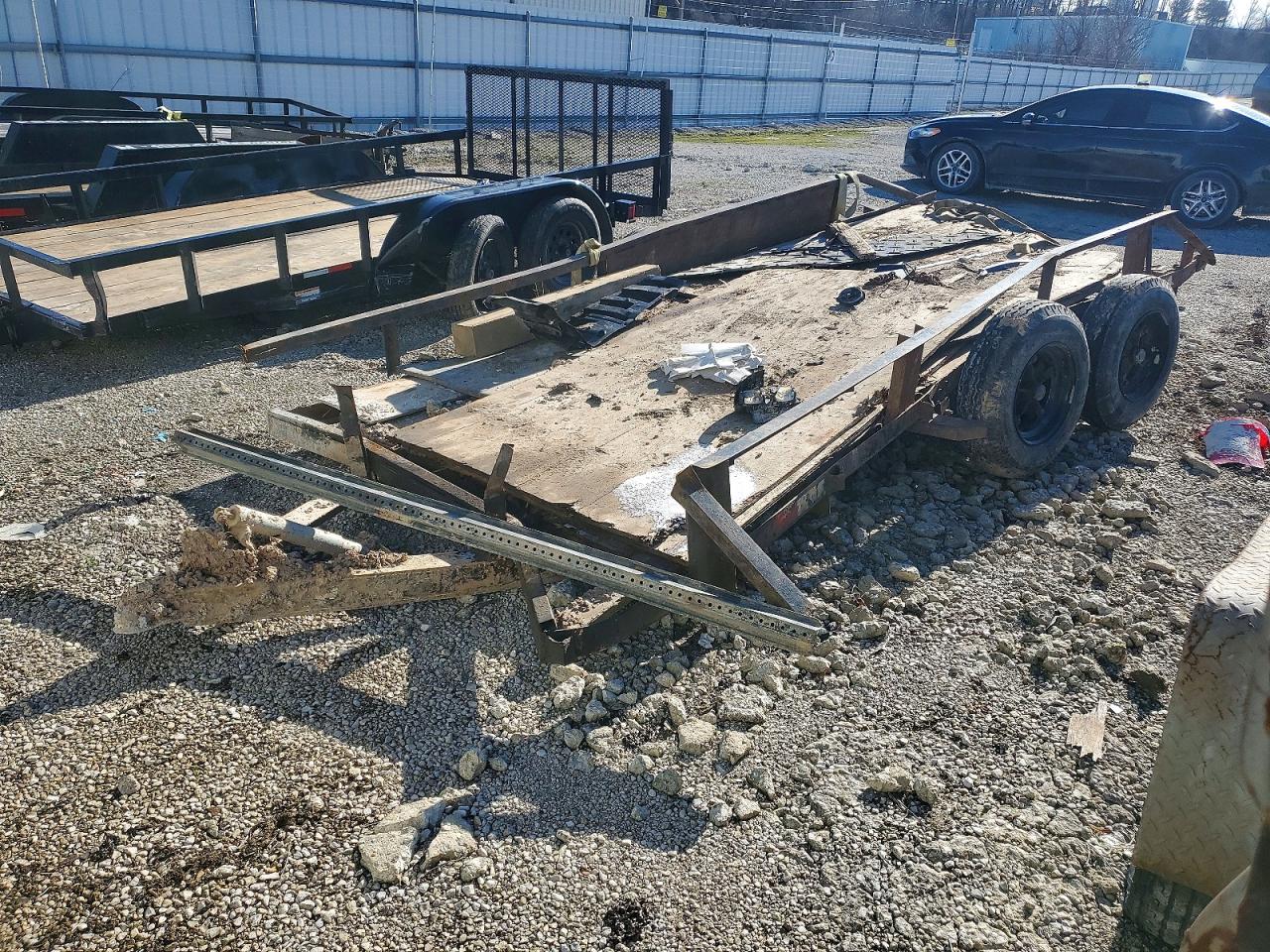 2010 UTILITY All models VIN NOVIN000073791775 photo 2