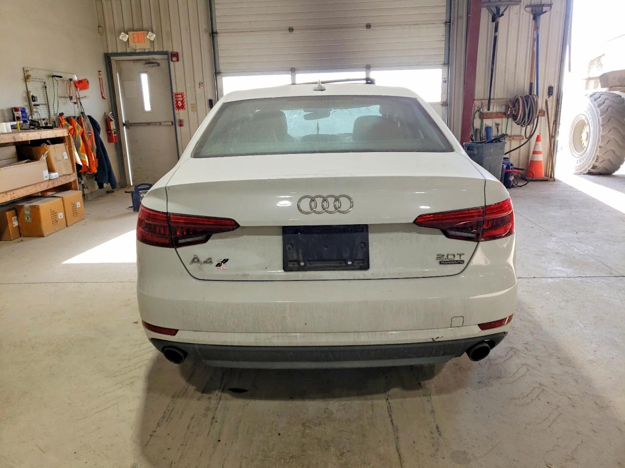 2017 Audi A4 VIN WAUANAF43HN070335 photo 6