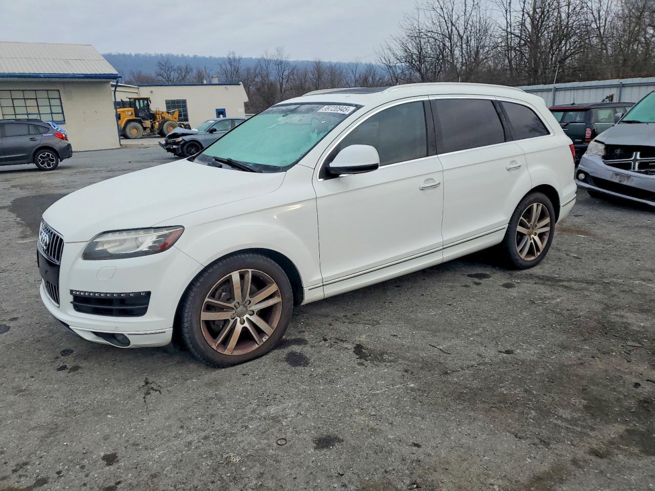 2015 Audi Q7 VIN WA1VMAFE2FD016585 photo 1