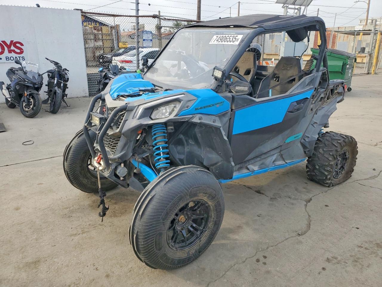 2019 Can Unknown VIN 3JB1PAX49KK000284 photo 2