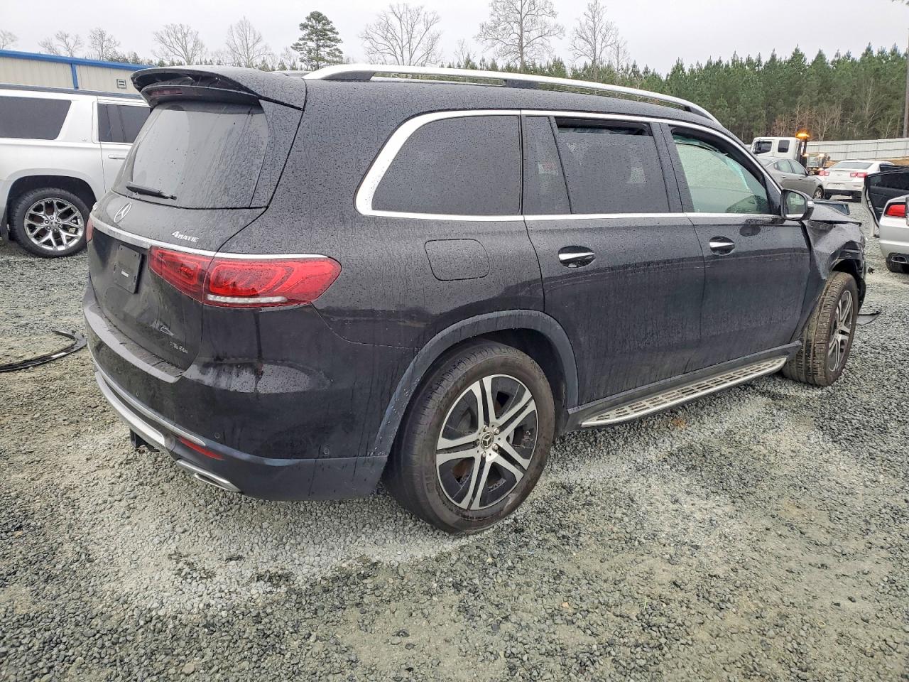 2021 Mercedes-Benz Gls-class VIN 4JGFF5KE4MA434870 photo 3