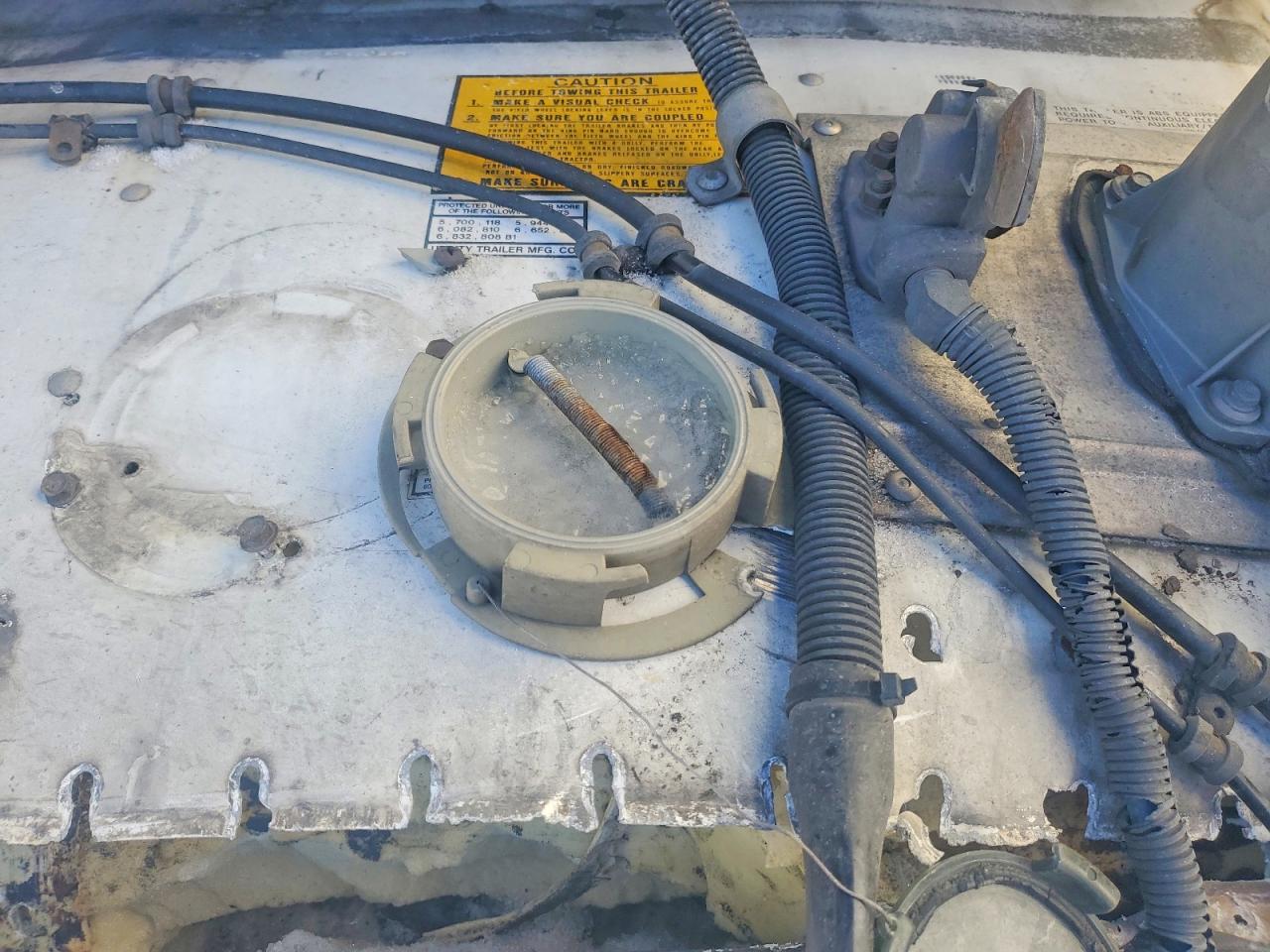 2008 UTILITY All models VIN 1UYVS25338U372002 photo 8