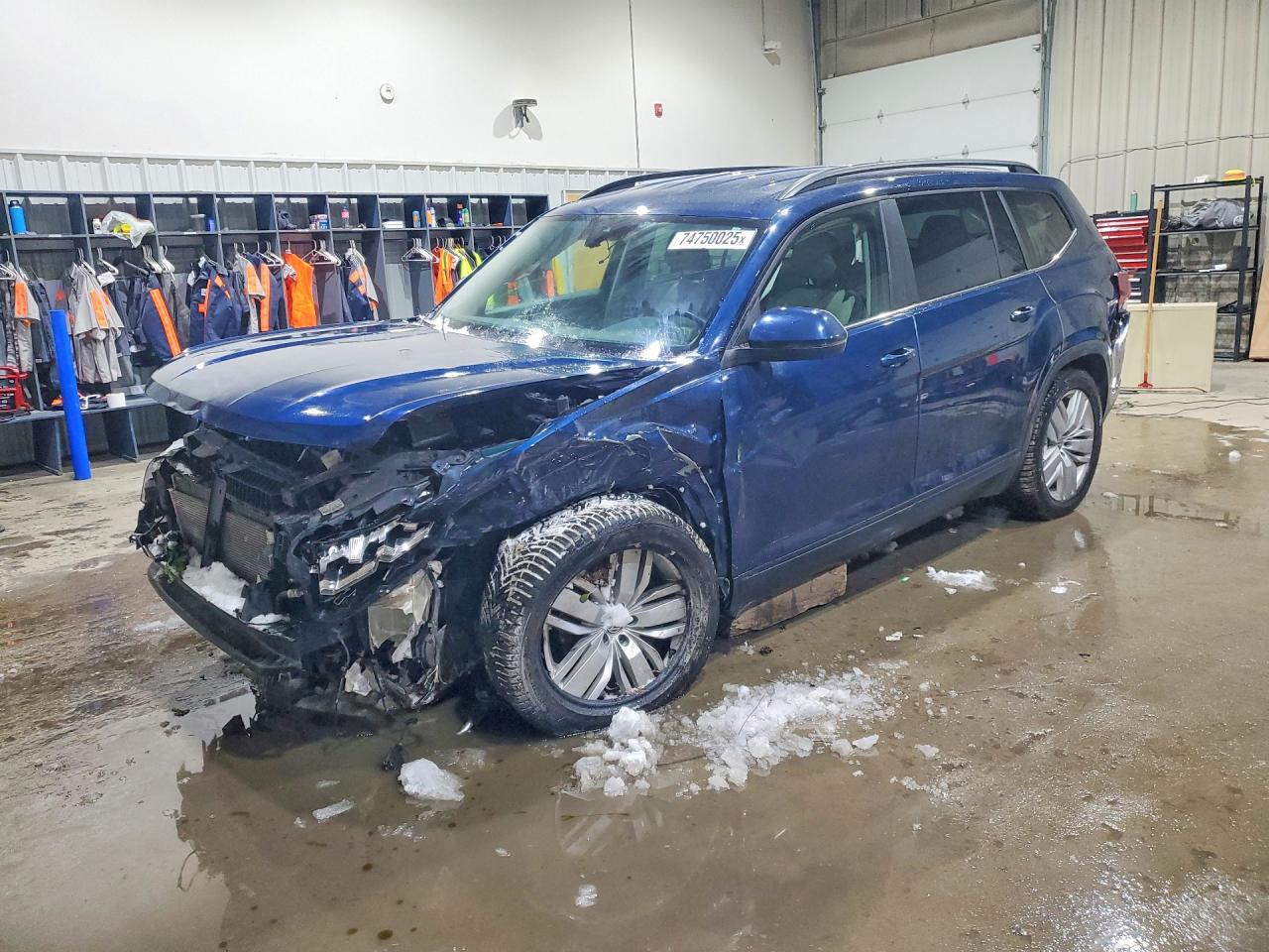 2020 Volkswagen Atlas VIN 1V2UR2CA7LC505767 photo 1