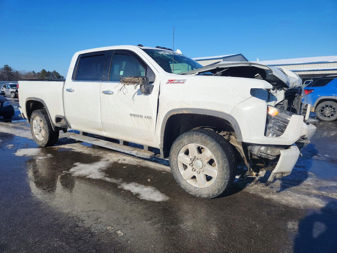 2022 Chevrolet All models VIN 1GC4YPEY6NF192739 photo 4