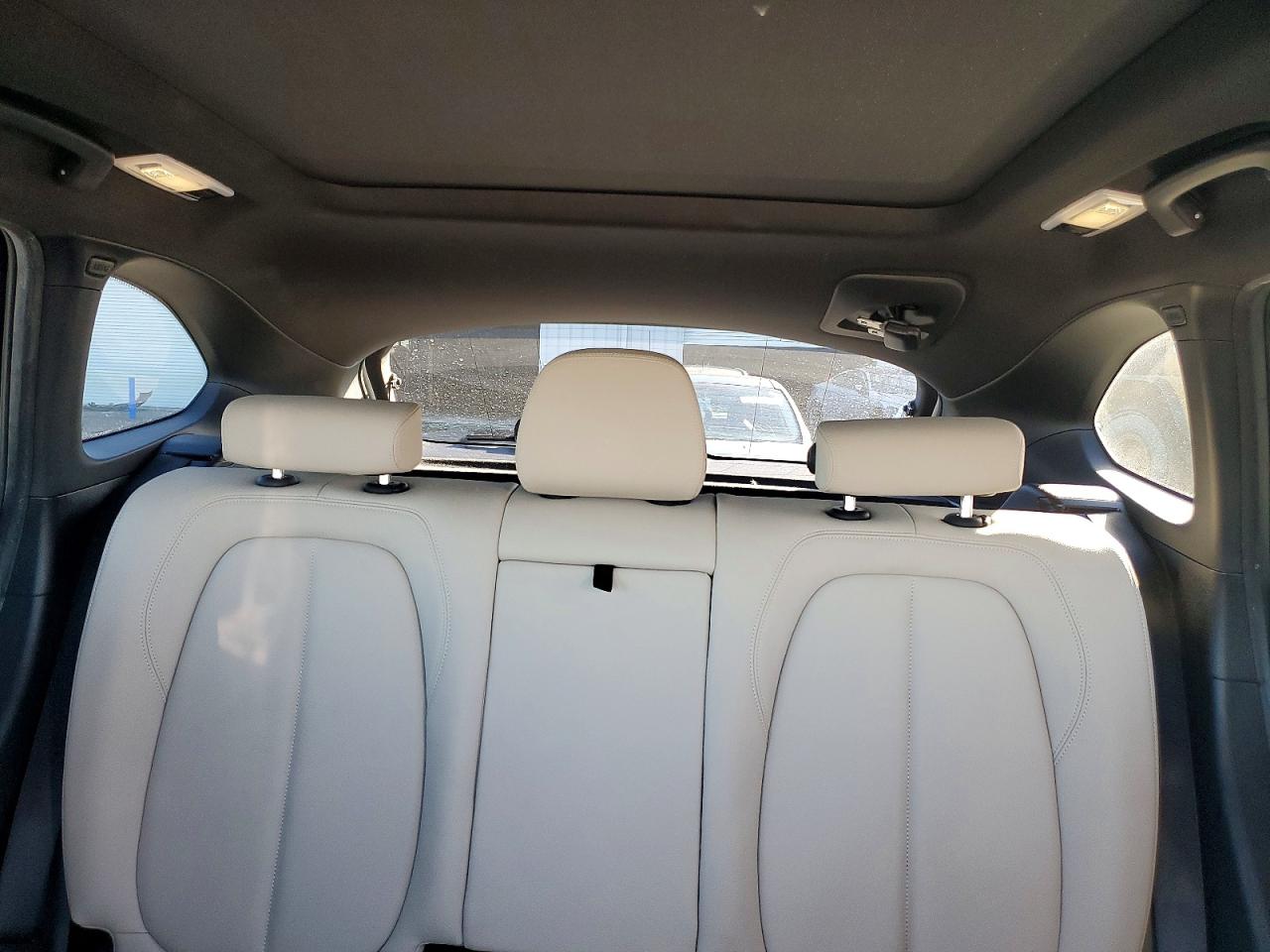 2020 BMW X1 VIN WBXJG7C09L5P61995 photo 10