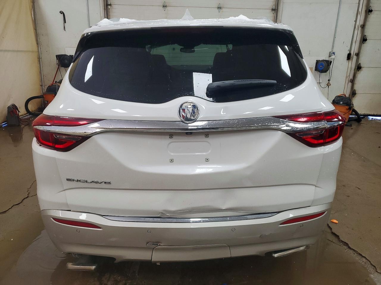 2020 Buick Enclave VIN 5GAERBKW6LJ136156 photo 6