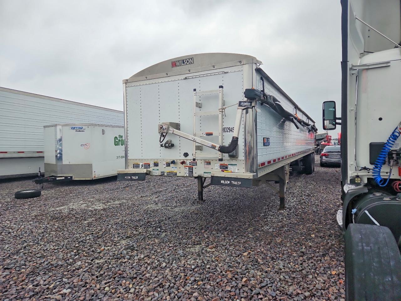 2018 Wilson All models VIN 1W14422A6J2269610 photo 3