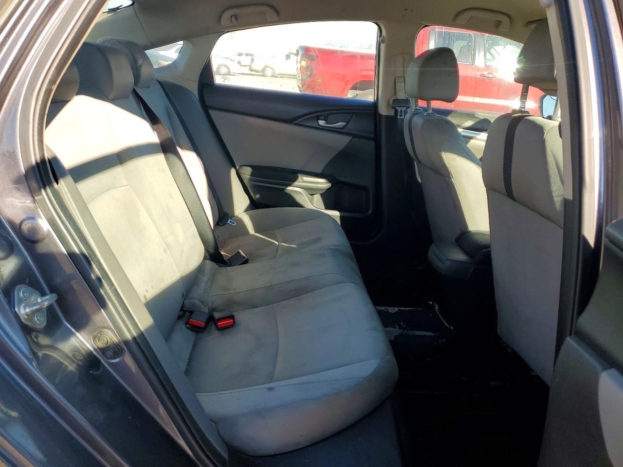2016 Honda Civic VIN 19XFC2F58GE211142 photo 10