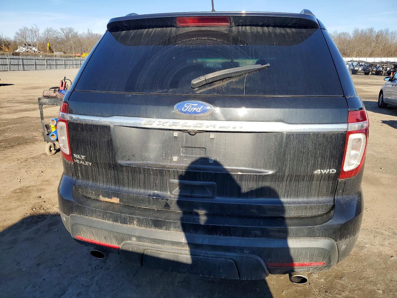 2011 Ford Explorer VIN 1FMHK8D80BGA48082 photo 6