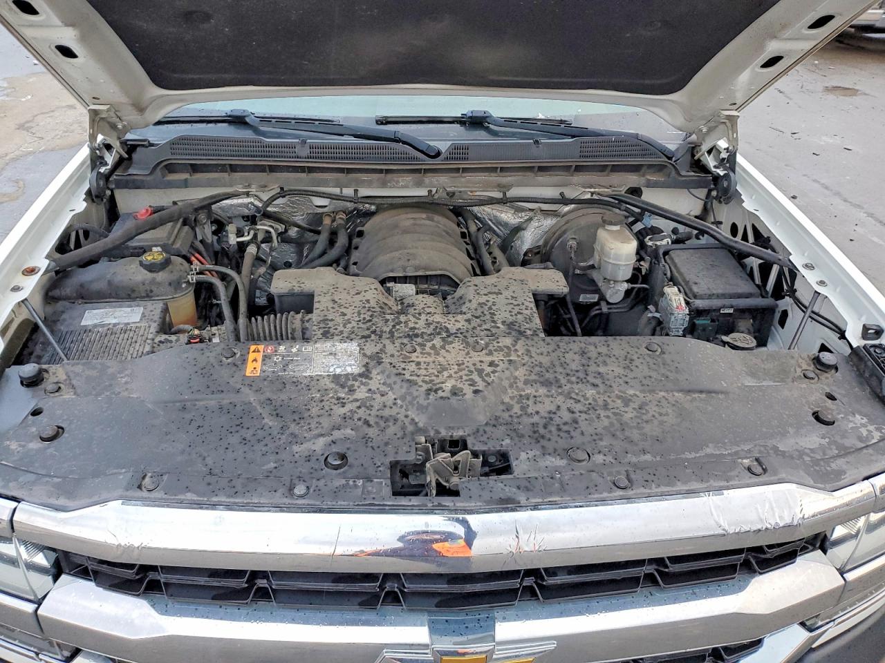 2018 Chevrolet All models VIN 1GCNKNEC6JZ280228 photo 11