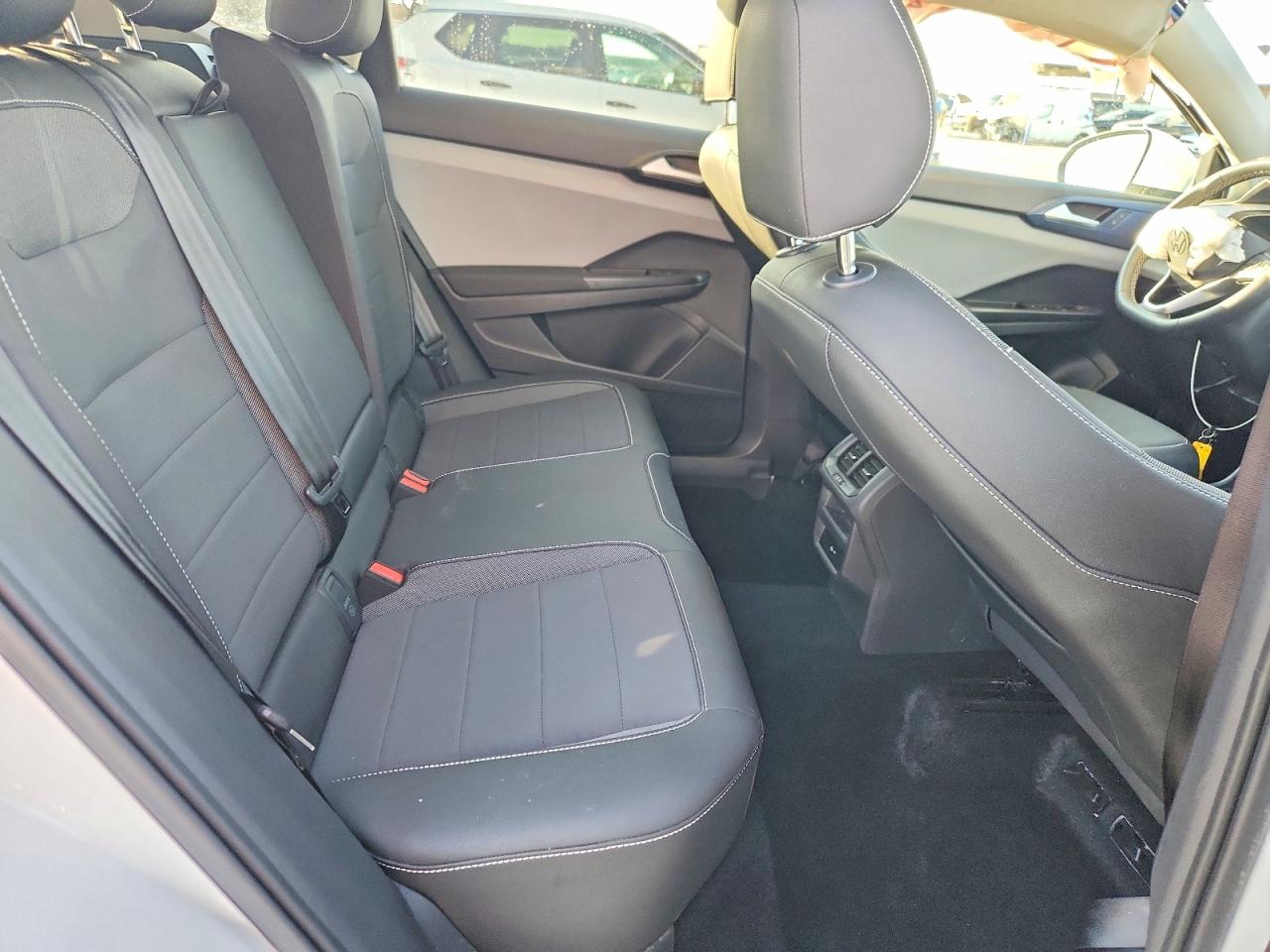 2023 Volkswagen Taos se VIN 3VVVX7B24PM363547 photo 10
