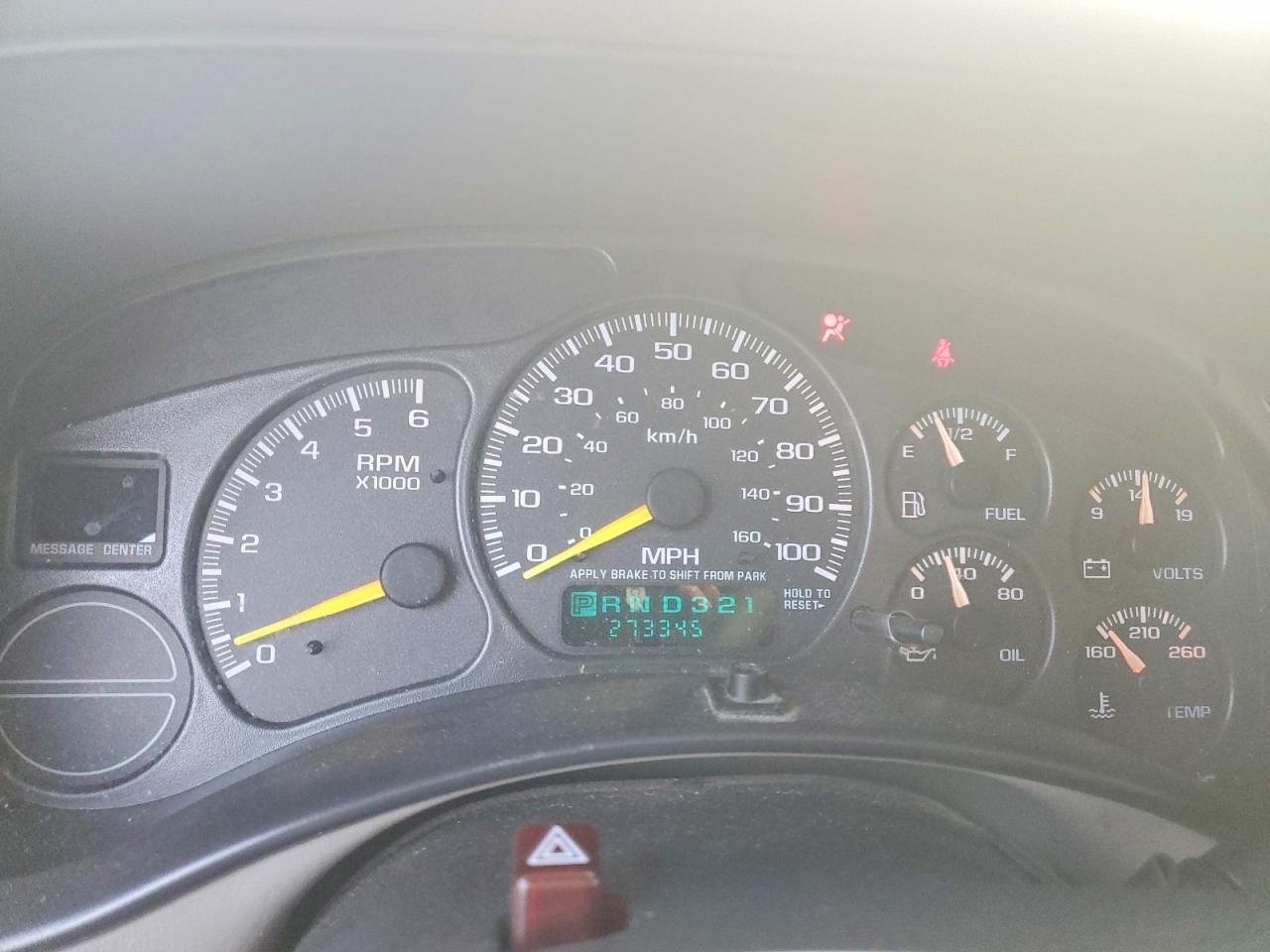 2000 Chevrolet Tahoe VIN 1GNEK13T2YJ113375 photo 9