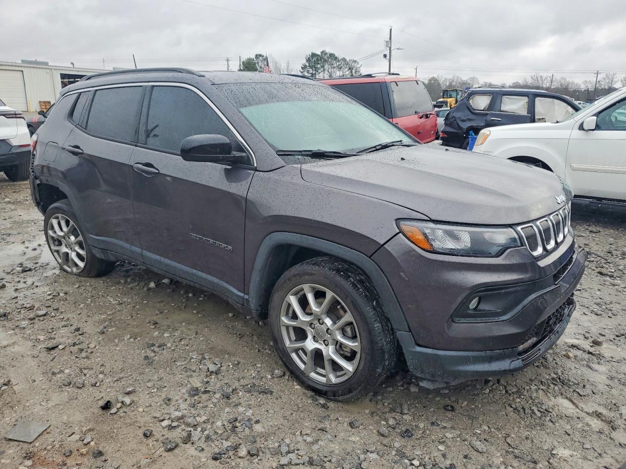 2022 Jeep Compass VIN 3C4NJDFBXNT151652 photo 4
