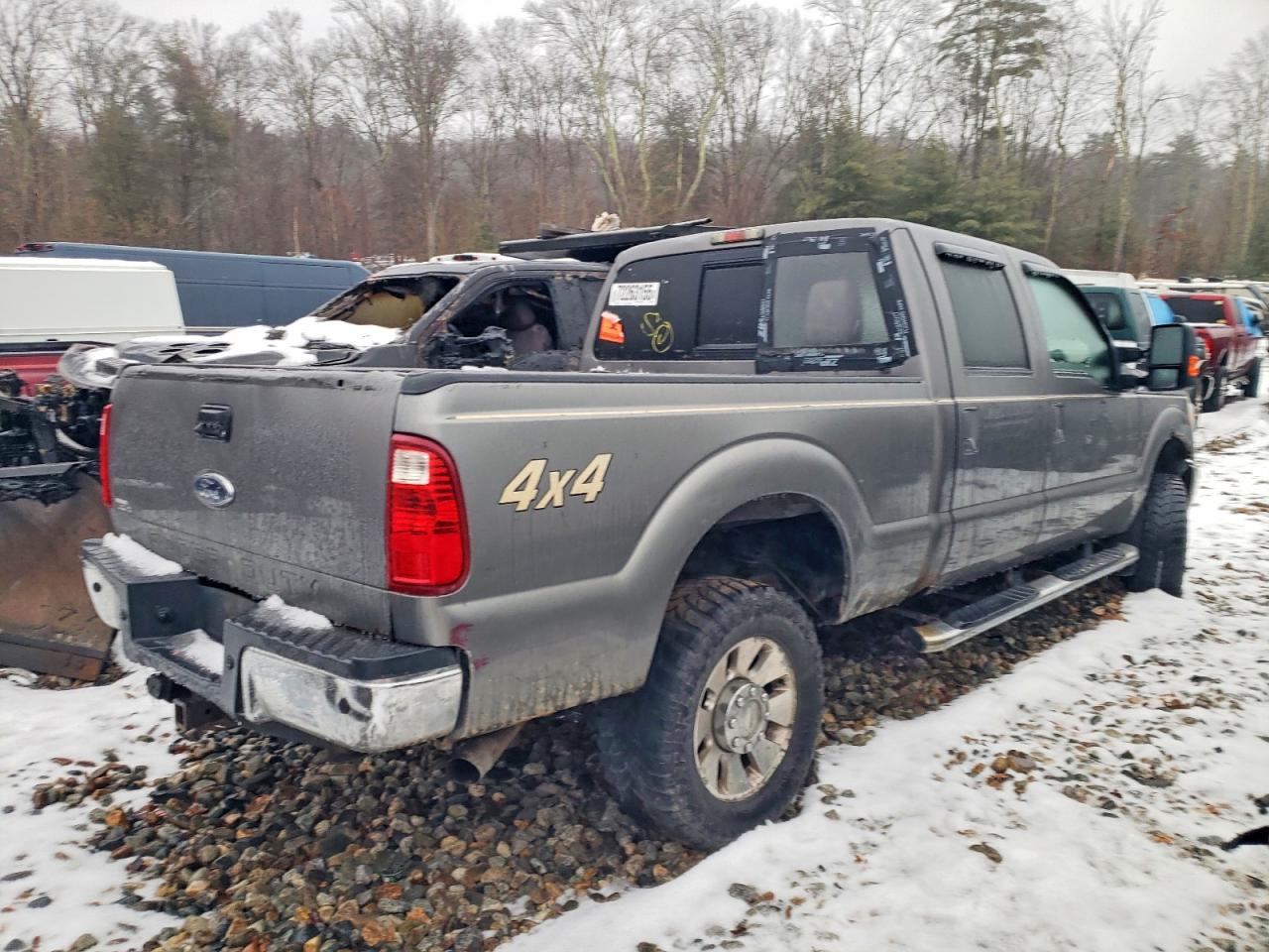 2011 Ford F350 VIN 1FT8W3B65BEA92930 photo 3