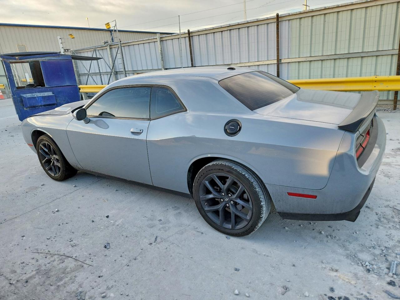 2022 Dodge Challenger VIN 2C3CDZAG7NH155623 photo 2