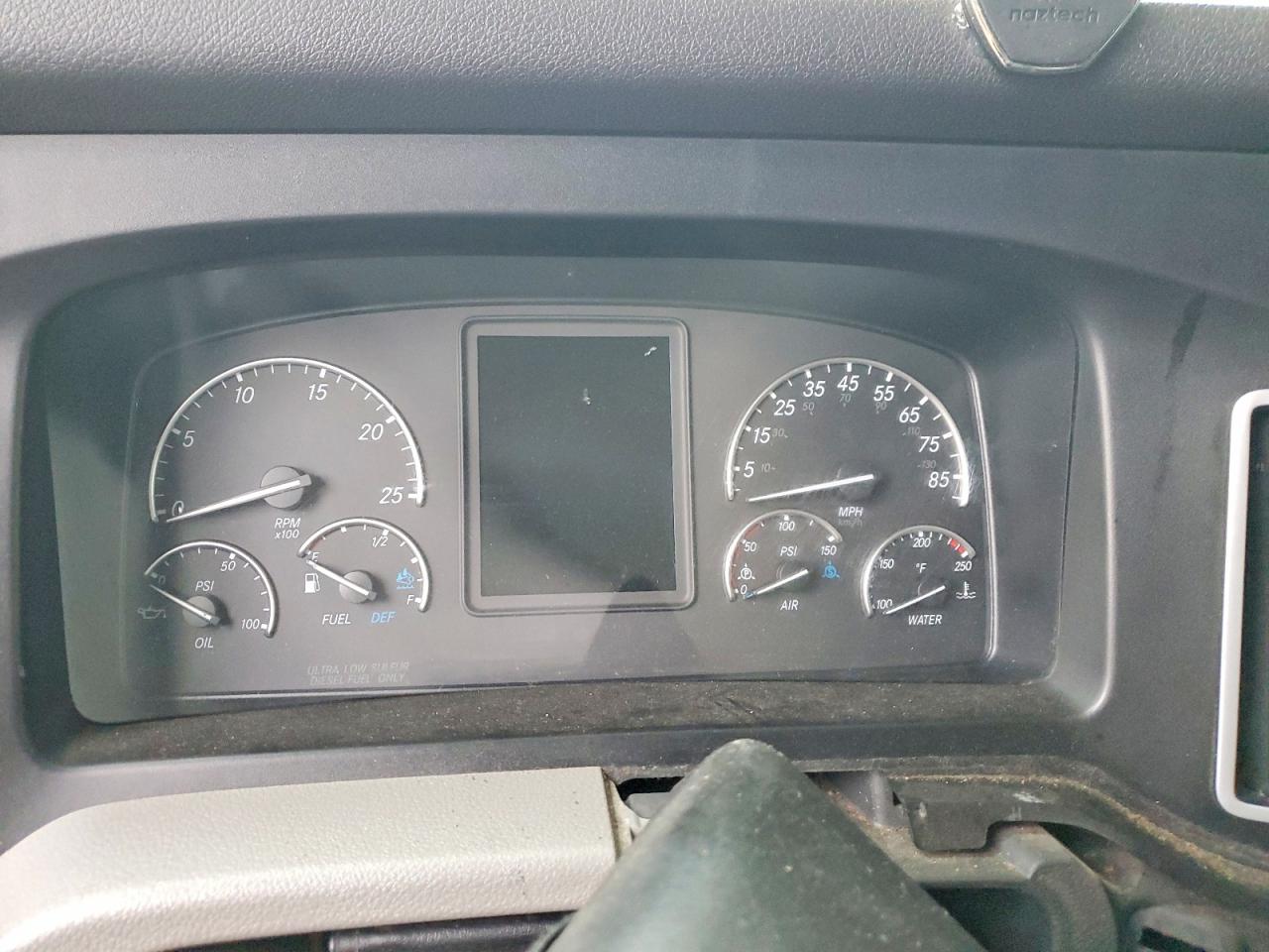 2020 FREIGHTLINER All other VIN 3AKJHHDR1LSLL9001 photo 8