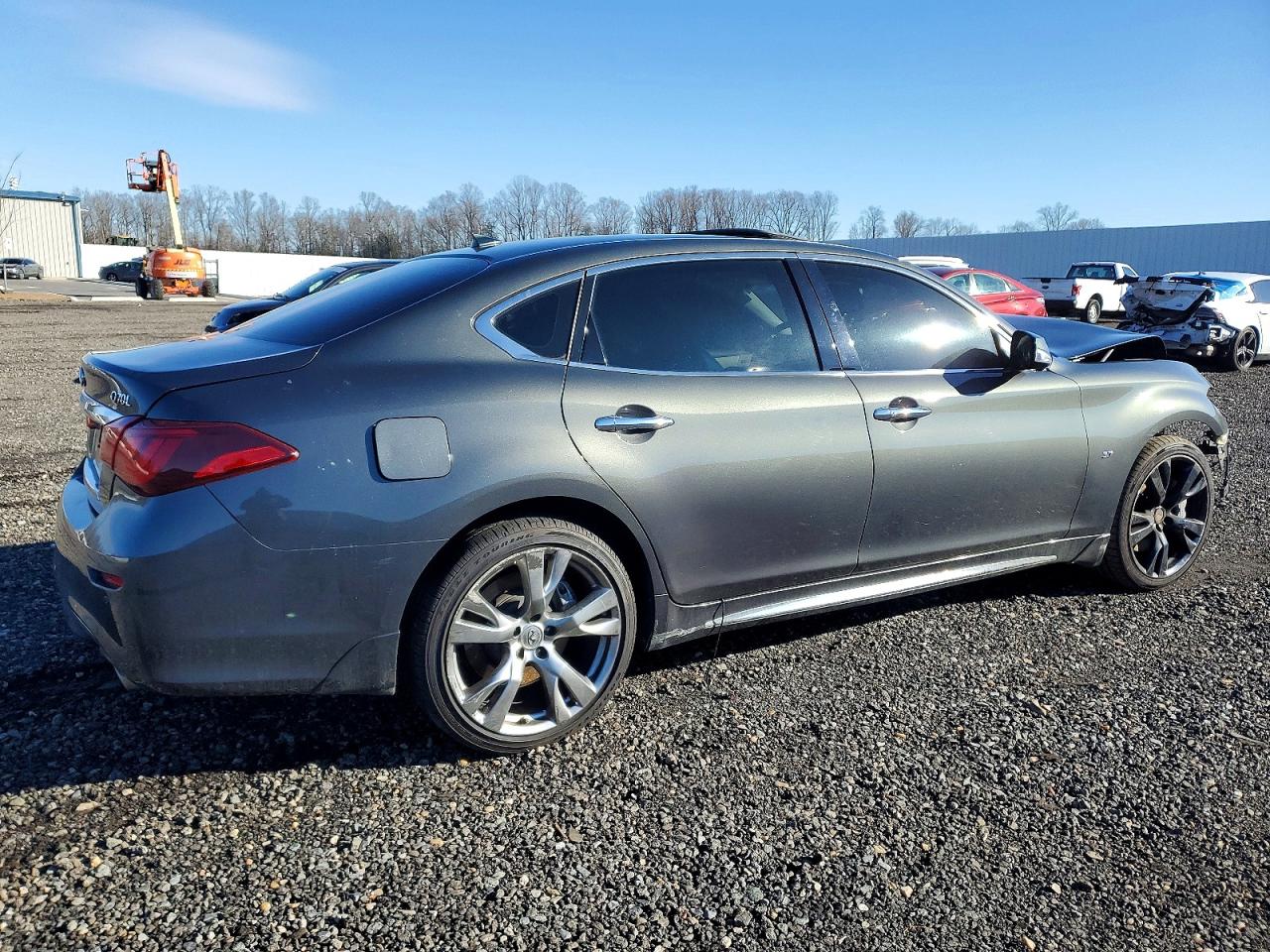 2015 Infiniti Q70 VIN JN1BY1PR4FM832179 photo 3