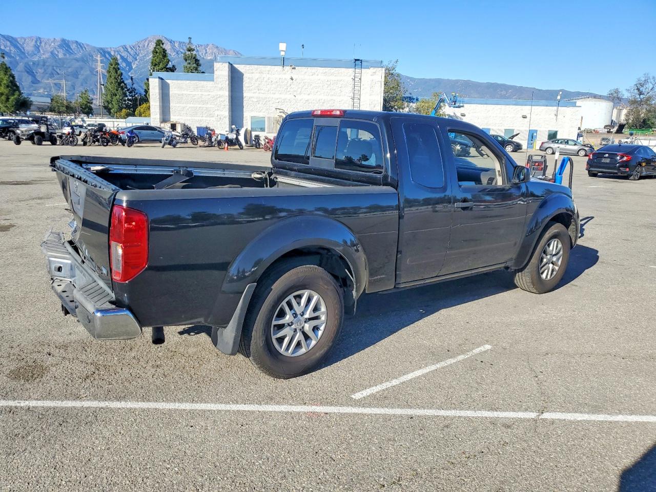 2020 NISS Frontier VIN 1N6ED0CE2LN702567 photo 3