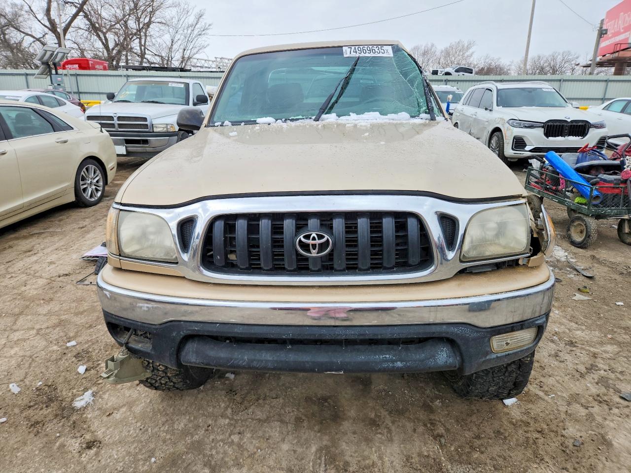 2001 Toyota Tacoma VIN 5TEWN72N21Z783868 photo 5