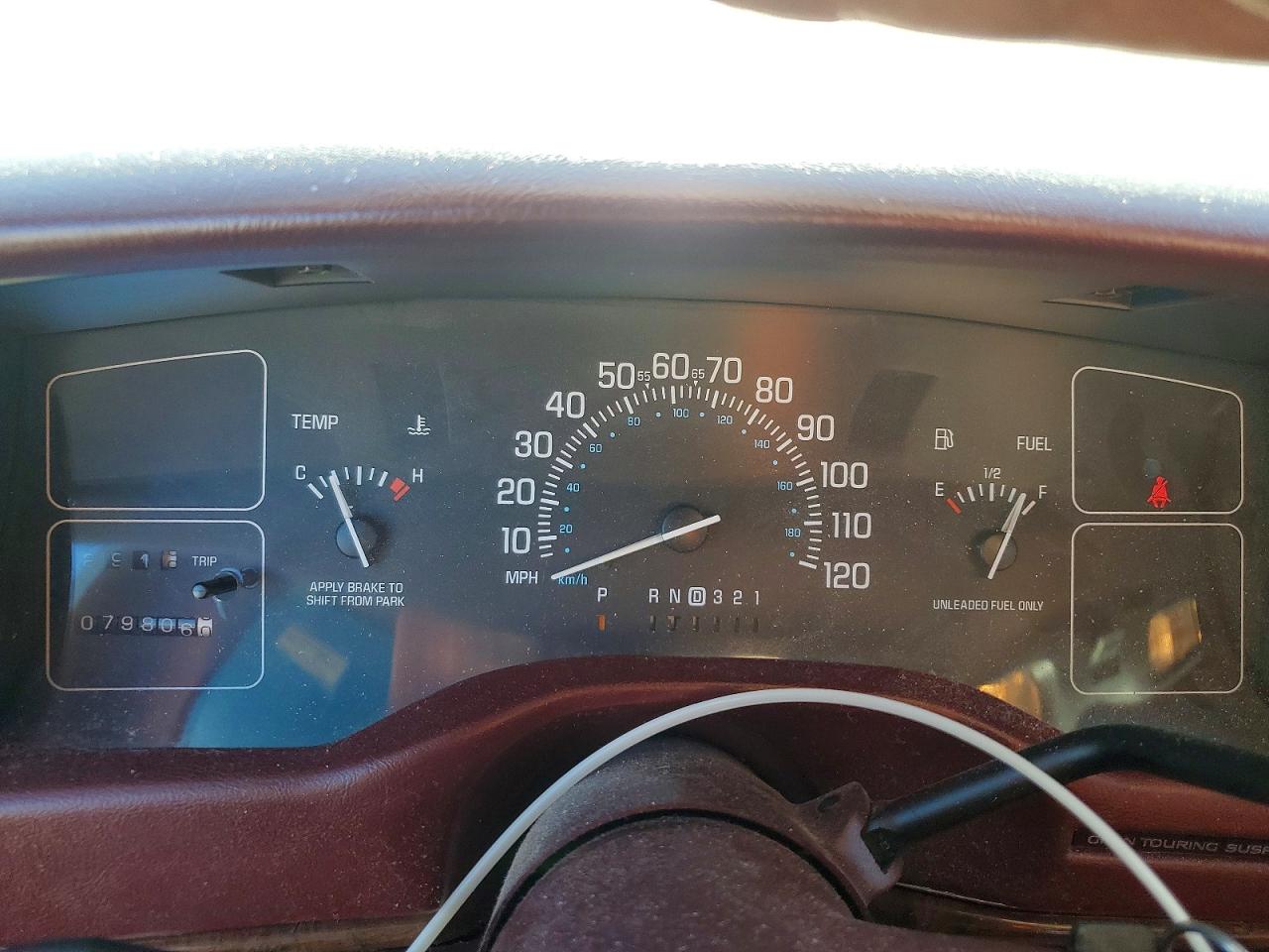 1995 Buick Roadmaster VIN 1G4BN52P9SR412879 photo 9