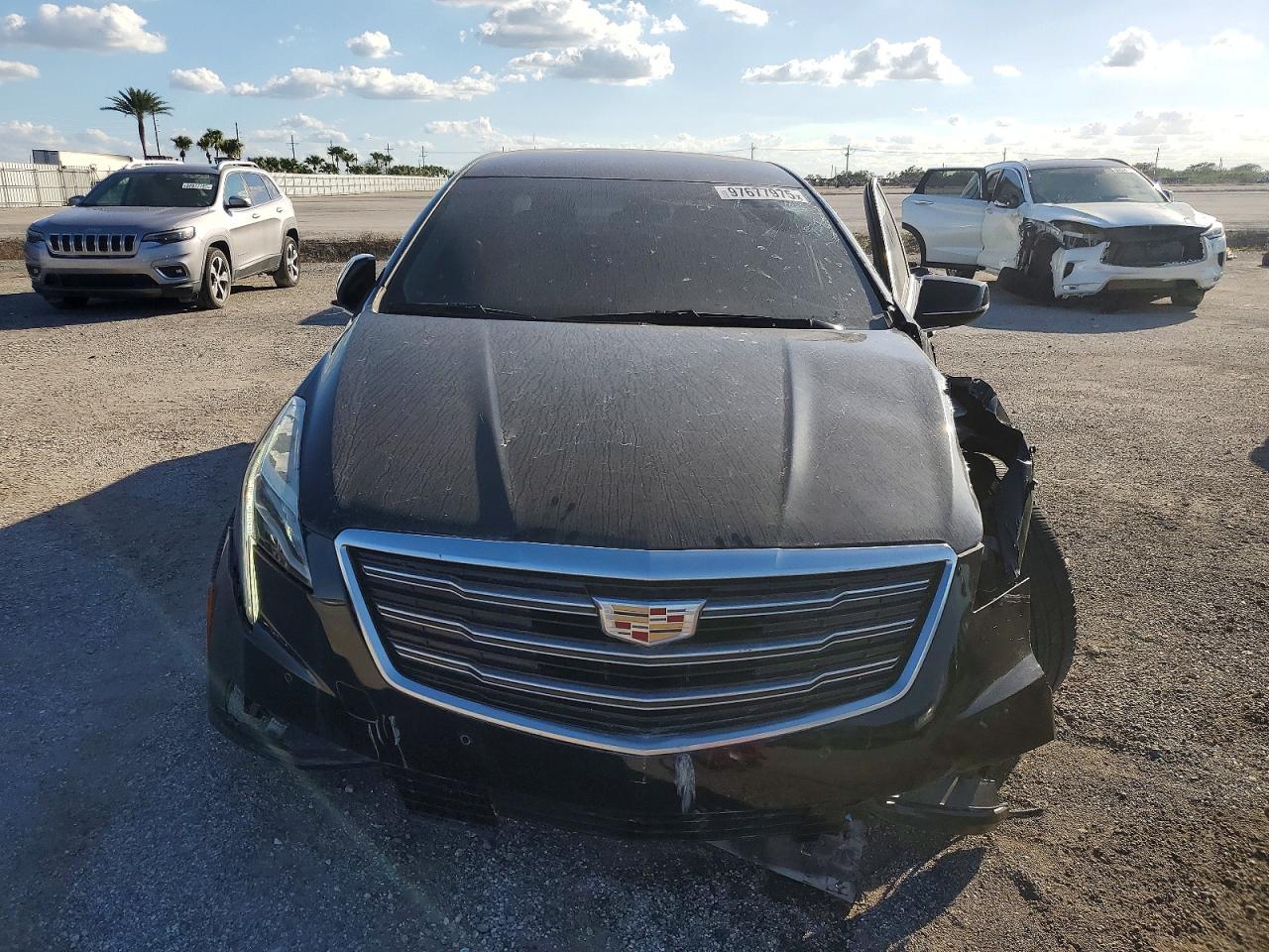 2018 Cadillac Xts VIN 2G61M5S36J9117797 photo 5
