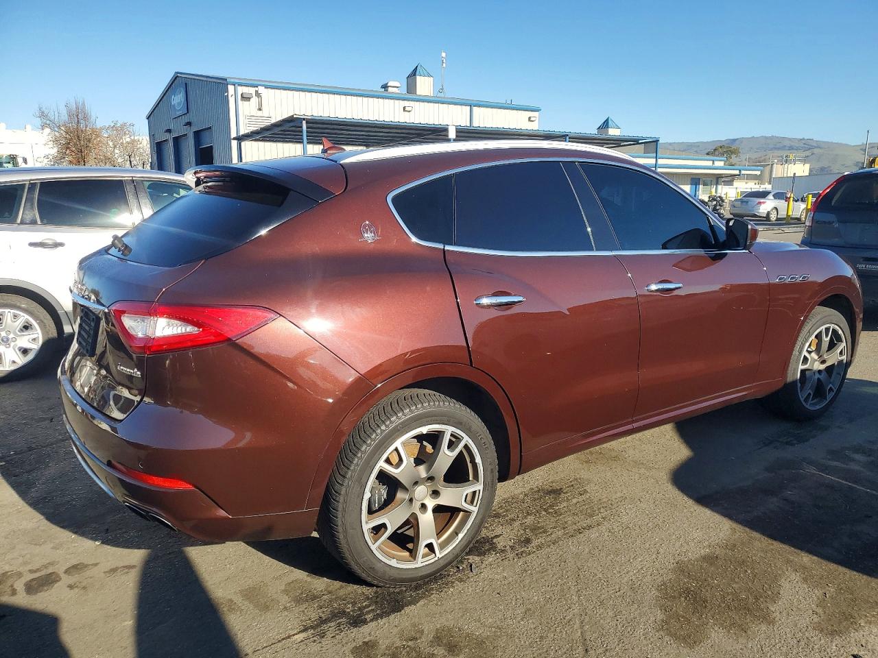 2017 Maserati All models VIN ZN661XUL8HX211808 photo 3