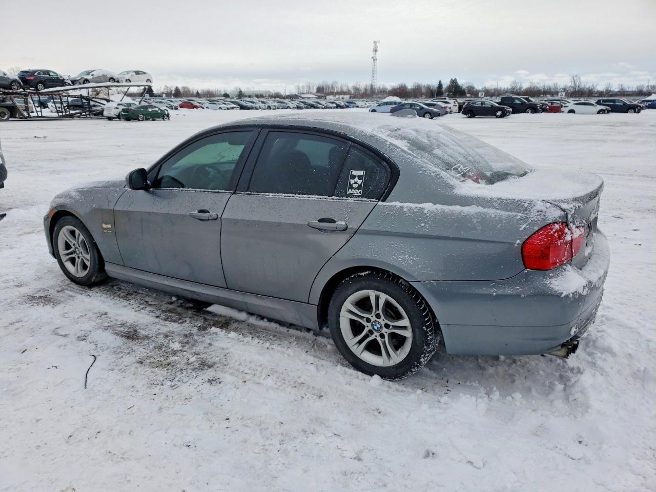 2010 BMW 3 series VIN WBAPK7C51AA458227 photo 2