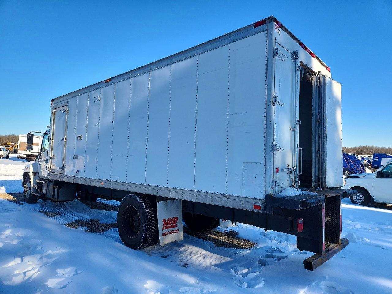 2017 HINO All models VIN 5PVNJ8JT6H4S57811 photo 3