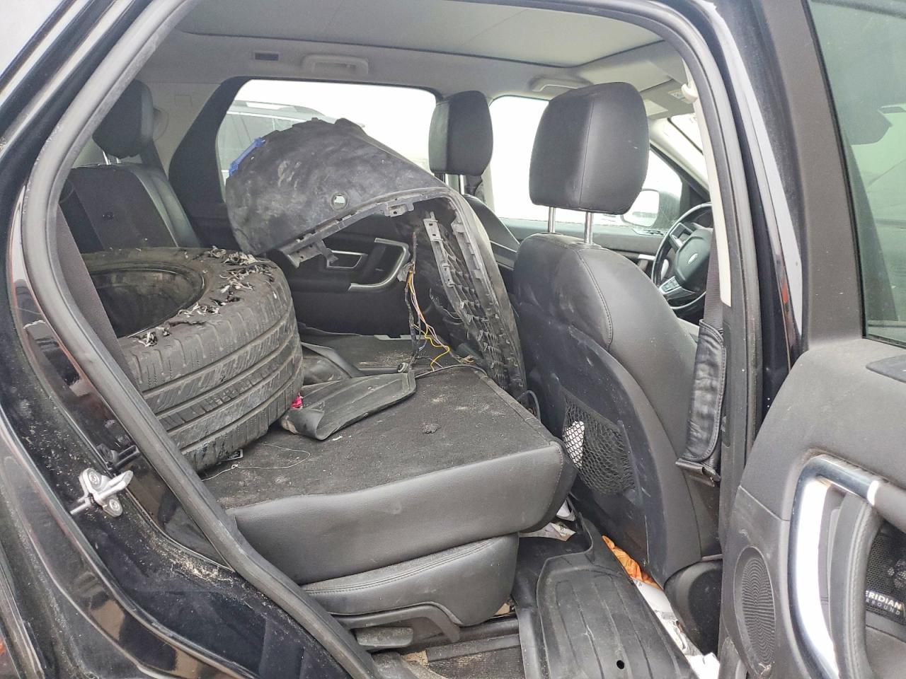 2018 Land Discovery VIN SALCR2RX6JH747502 photo 10