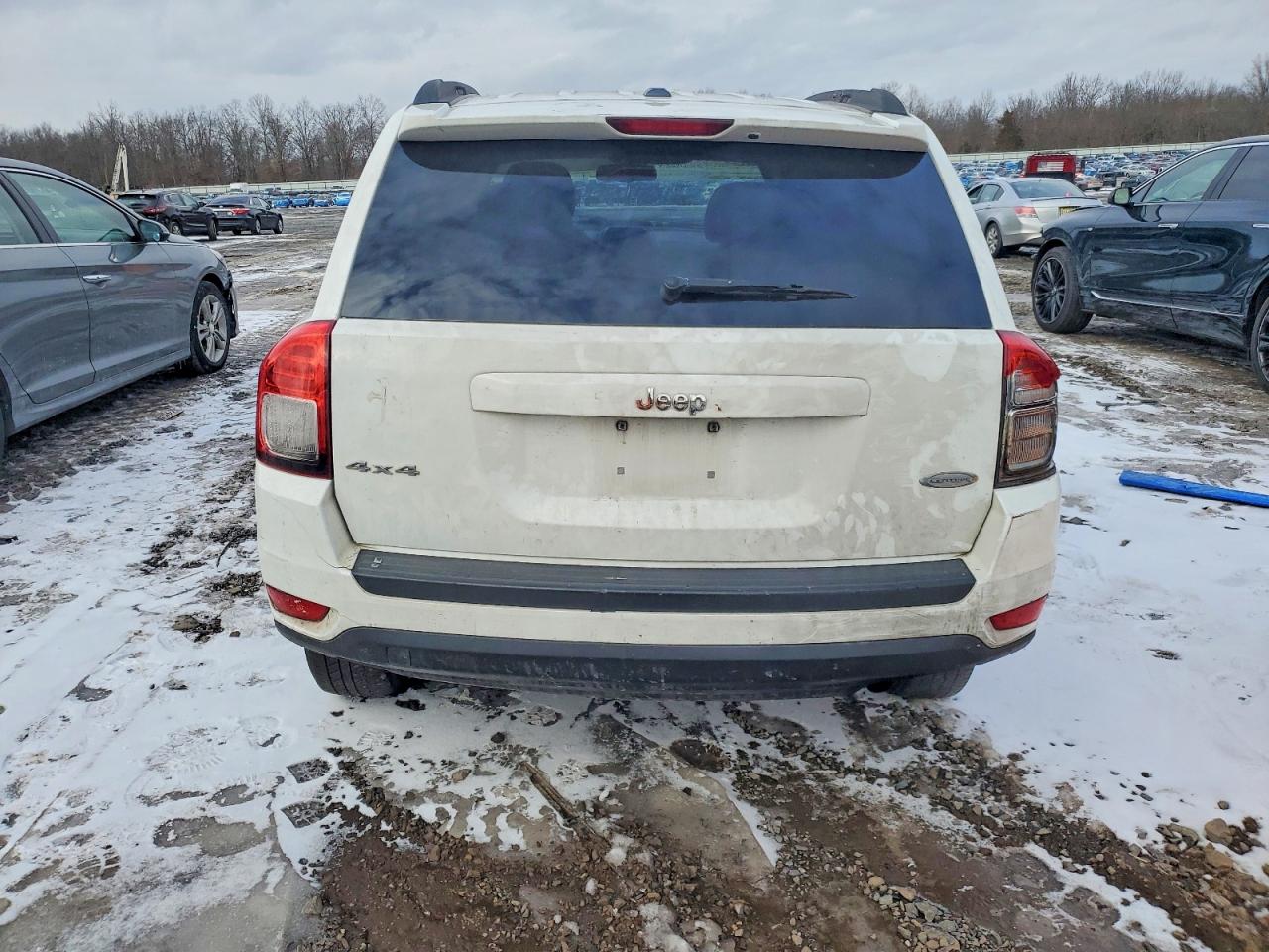 2011 JEEP Compass VIN 1J4NF1FB5BD259107 photo 6