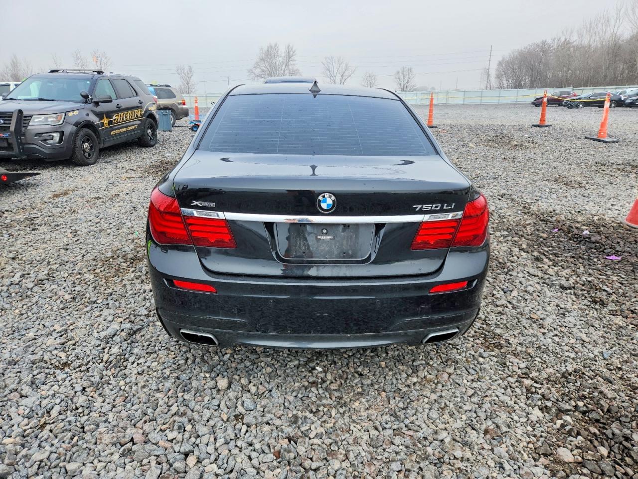 2014 BMW 7 series VIN WBAYF8C50ED653304 photo 3